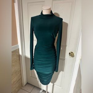 Open back smooth dress